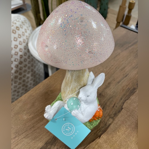 Martha Stewart Easter Bunny Napping Under a Pink Glitter Mushroom NWT - Picture 4 of 4